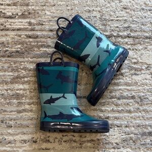 Western Chief Kids Shark Print Rain Boots